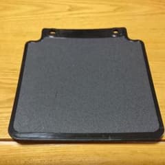 最終値引き。今週注文まで。スズキ キャリー  軽トラ DA16T 純正泥除けのサムネイル