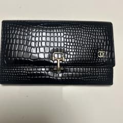 CHANEL 長財布 クロコ型押し ブラック ゴールド金具のサムネイル