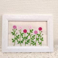 ハンドメイド 刺繍 フォトフレーム バラ 花柄のサムネイル