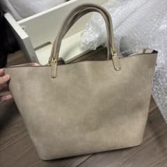 ハンドバッグ ベージュのサムネイル