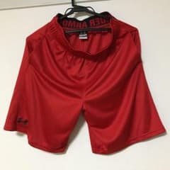 アンダーアーマー　ショートパンツ　Mサイズのサムネイル