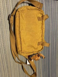 Kipling イエロー ショルダーバッグ　新品　タグ付きのサムネイル