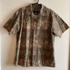 ブラウン 花柄 アロハシャツ 半袖のサムネイル