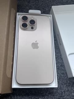 SIMフリー　iPhone 16ProMAX 512GB 美品　バッテリー94％のサムネイル