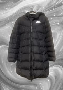 Nike フード付き ブラックダウンコート - メルカリ
