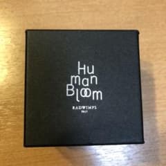 Human bloom tour ピアスのサムネイル