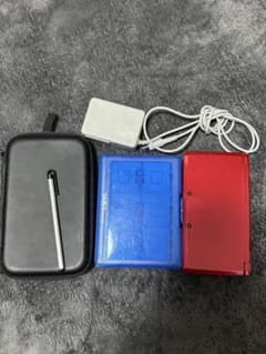 Nintendo 3DS レッド 本体 ケース、充電器付きのサムネイル