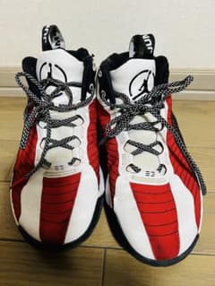 Jordan バスケットボールシューズ ホワイト/ブラック/レッド Jordan バスケットボールシューズ ホワイト レッド 26.5 - メルカリ