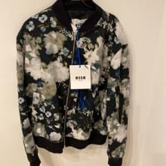 MSGM ブルゾン　新品　定価95000円のサムネイル