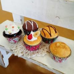ミニカップケーキ♡　5個セット♪のサムネイル