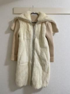 本革毛皮 ファーコンビ ニットコート ベージュ - メルカリ