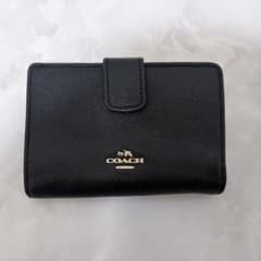 COACH ブラック 二つ折り財布のサムネイル