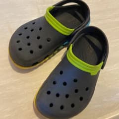 クロックス キッズ サンダルのサムネイル