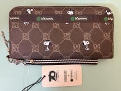 【新品】LeSportsacレスポートサック スヌーピー長財布　レディースポーチ