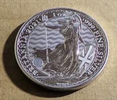 2021 ブリタニア銀貨 1オンス 2ポンド - メルカリ