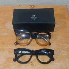 Sasquatchfabrix. サングラス 2本+ケースセット サスクワッチ - メルカリ