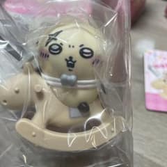 ちいかわ 木馬 フィギュア ラッコのサムネイル