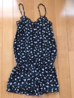 ANAP 花柄ショートパンツサロペットのサムネイル