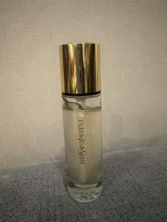 YVES SAINT LAURENT 化粧下地のサムネイル