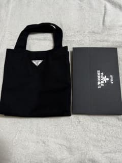 新品/未使用 非売品 PRADA/プラダ ノベルティトートバッグ BLACK/ 新品未使用 PRADA プラダ ロゴプレート トートバッグ ノベルティ