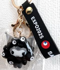 EXPO2025 【クロミ】モノクロキーホルダー - メルカリ
