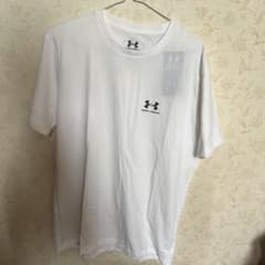 アンダーアーマー　チャージドコットン仕様のTシャツのサムネイル