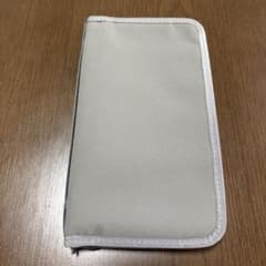グレー ナイロン パスポートケースのサムネイル