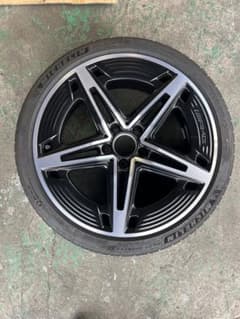 Mercedes-AMG 19インチ c118 cla タイヤ・ホイール 1本 m58320685095_1.jpg?1785067623