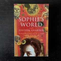 SOPHIE’S WORLD: JOSTEIN GAARDER 洋書のサムネイル
