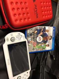 psvita 本体 ソフト メモリーカード 充電器 ケースのサムネイル