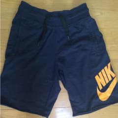 ナイキハーフパンツのサムネイル