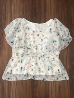flower トップスのサムネイル