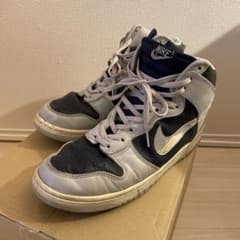 NIKE 裏ダンクのサムネイル