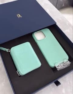 鈴木亜美さん iPhone16PROケース&ストラップのサムネイル