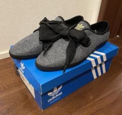 さおさお様　おまとめadidasアディダス　リレースロー2点のサムネイル