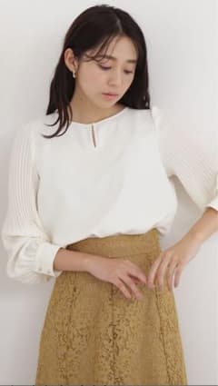 【新品タグ付き】NATURAL BEAUTY BASICブラウスのサムネイル