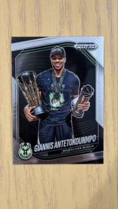 Giannis Antetokounmpo Panini Prizm Blackのサムネイル