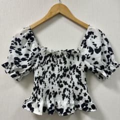 ダルメシアン柄 パフスリーブ トップスのサムネイル