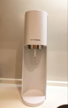 SodaStream 炭酸水メーカー 本体のみ ホワイト - メルカリ