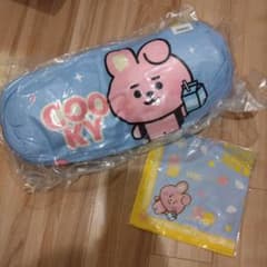 BT21 MerryLand 2 점 세트 COOKY