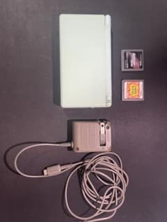 ニンテンドーDS Lite 水色 本体＋ソフト2本のサムネイル