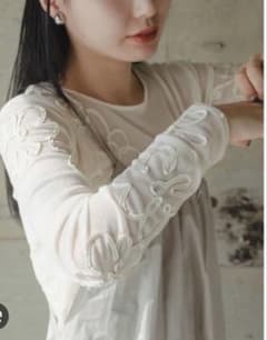 kastane フラワーコード刺繍シアートップス　新品未使用