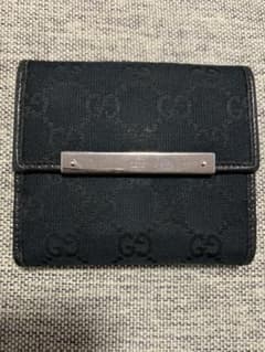 ゆぱちん様専用　GUCCI  二つ折り財布のサムネイル