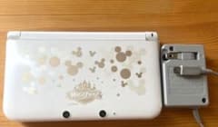 【ディズニー限定デザイン】保護カバー付3DSLL マジックキャッスル 充電器のサムネイル
