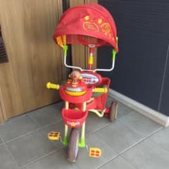 アンパンマン 三輪車 赤のサムネイル
