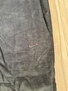 NIKE コーデュロイパンツ ダークグレーのサムネイル