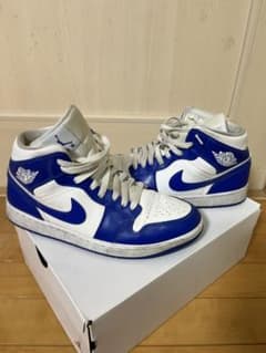 Nike WMNS Air Jordan 1 Mid Kentuckyのサムネイル