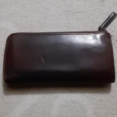 牛革長財布のサムネイル
