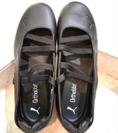 F*h様 PUMA フラットシューズ 23.5cm ブラック未使用のサムネイル