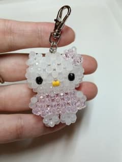 猫ちゃん　ビーズ　キーホルダー
